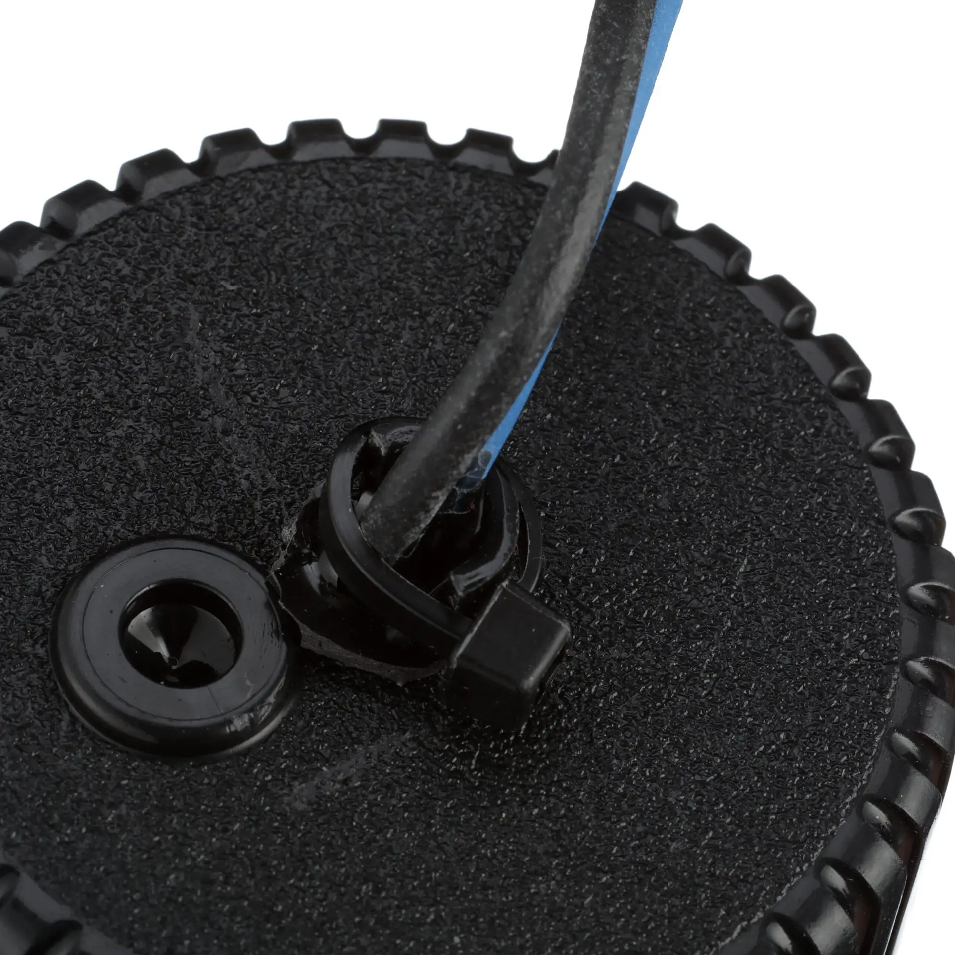 Quicksilver 43300A9 Oil Tank Reservoir Cap Assembly for Select Mercury and Mariner 2-Cycle 135-250hp Outboards - Image 8