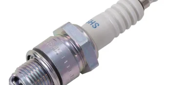 Quicksilver 813472 NGK BR6HS Standard Spark Plug, 1 Pack