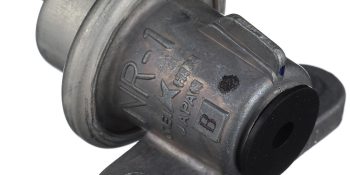 Quicksilver 861126A1 Fuel Pressure Regulator