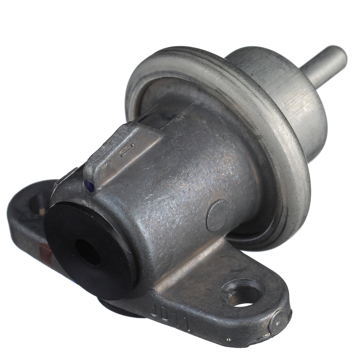 Quicksilver 861126A1 Fuel Pressure Regulator - Image 6