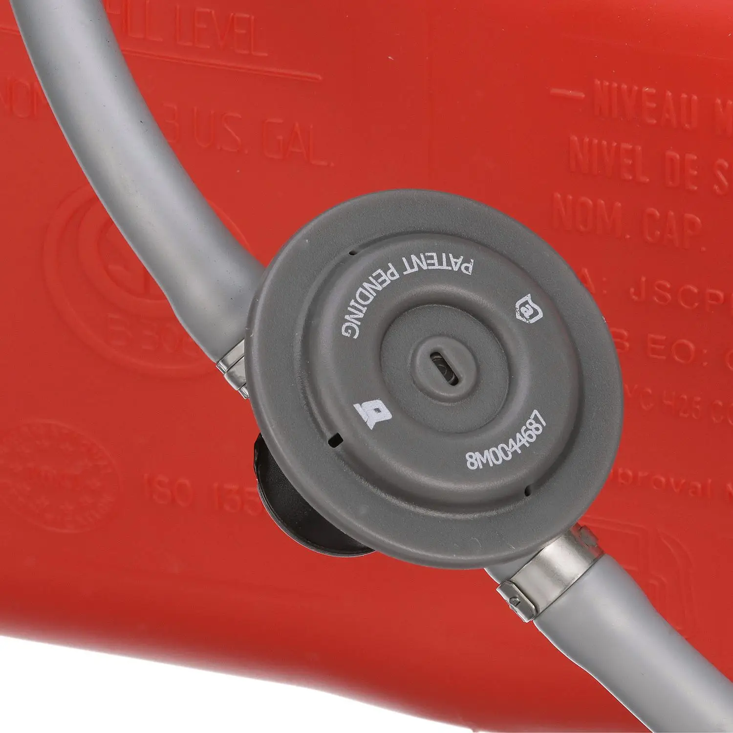 Quicksilver 8M0047598 Portable Marine Boat Fuel Tank w/ Fuel Demand Valve, 3.2 Gallon Capacity - Image 3