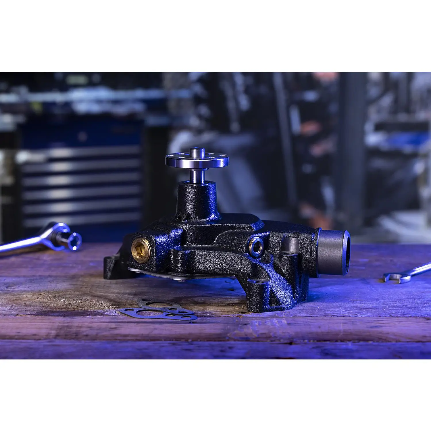 Quicksilver 8M0113734 Water Pump for Mercury V6 and V8 MerCruiser Engines - Image 6