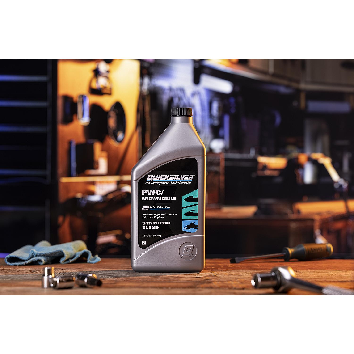 Quicksilver 8M0166406 2-Stroke PWC/Snowmobile Engine Oil, Premium Synthetic Blend, 1 Qt. - Image 2