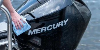 Mercury 8M0170561 All-in-One Spotless Shine Premium Water-Spot Remover and Detailer – 2 oz Bottle